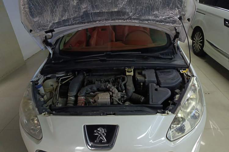 Used Peugeot 308 2012 1.6T CC Fashion Edition Engine Bay