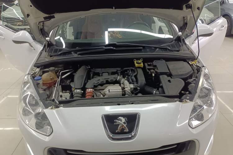 Used Peugeot 308 2012 1.6T CC Fashion Edition Engine Bay