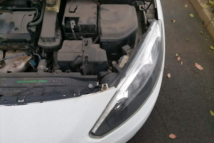 Used Peugeot 308 2012 1.6L Manual Fashion Edition Engine Bay Left