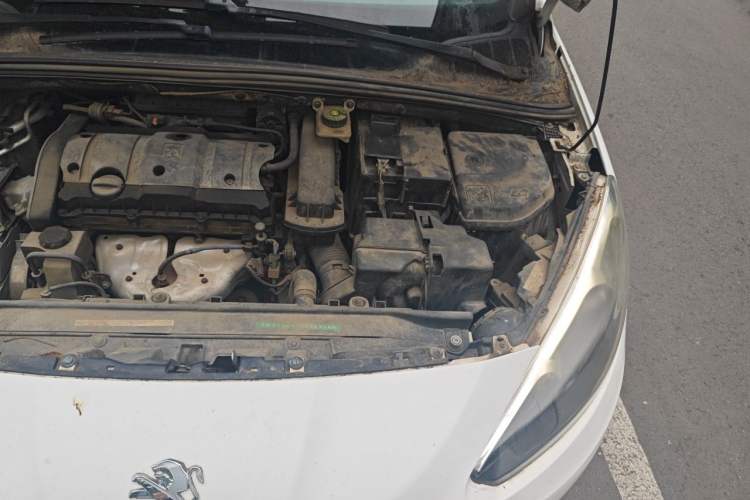 Used Peugeot 308 2012 1.6L Manual YouShang Edition Engine Bay Left