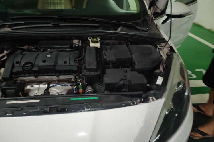Used Peugeot 308 2012 1.6L Roland Garros Edition Engine Bay Left