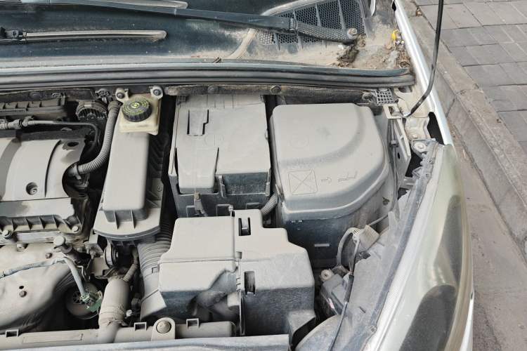 Used Peugeot 308 2012 1.6L Manual Fashion Edition Engine Bay Left
