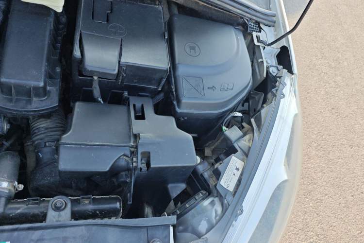 Used Peugeot 308 2012 1.6L Manual YouShang Edition Engine Bay Left