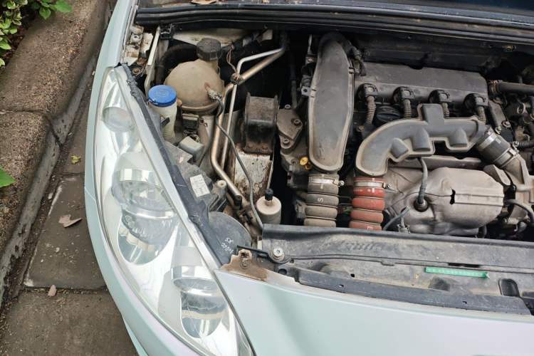 Used Peugeot 308 2012 1.6T CC Fashion Edition Engine Bay Right
