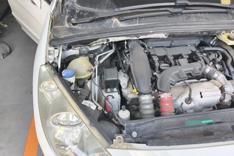 Used Peugeot 308 2012 1.6T SW Fashion Edition Engine Bay Right
