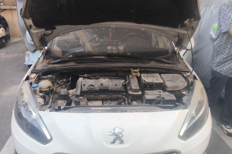Used Peugeot 308 2012 1.6L Automatic Fashion Edition Engine Bay