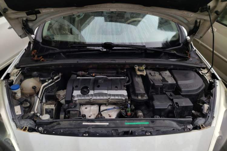Used Peugeot 308 2012 1.6L Automatic YouShang Model Engine Bay