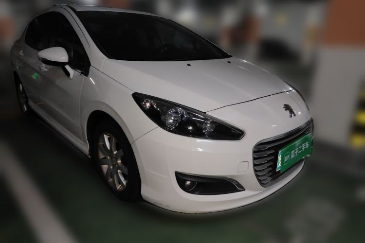 Used Peugeot 308 2012 1.6L Manual Fashion Edition Front Right 45 Deg