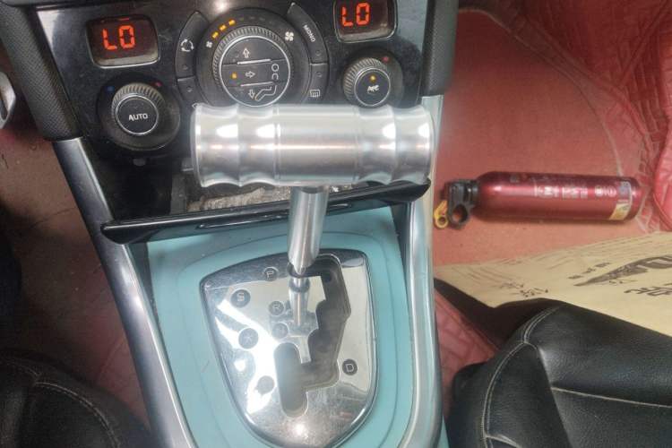 Used Peugeot 308 2012 1.6T CC Luxury Model Gear Lever