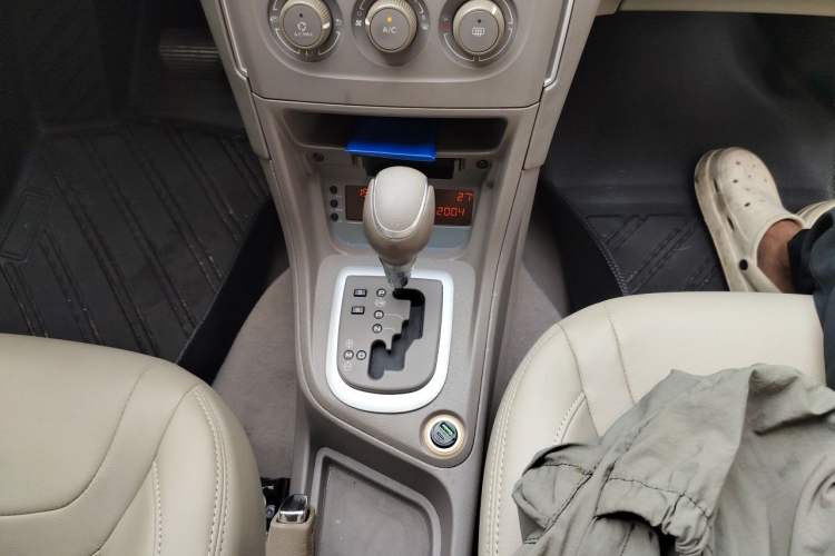 Used Peugeot 308 2012 1.6L Automatic YouShang Model Gear Lever