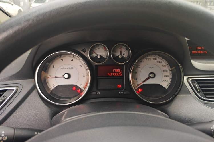 Used Peugeot 308 2012 1.6L Manual YouShang Edition Instrument Cluster
