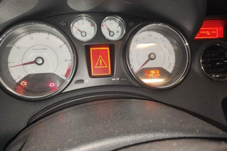 Used Peugeot 308 2012 1.6T CC Fashion Edition Odometer Close Up