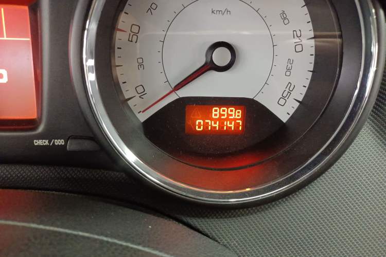 Used Peugeot 308 2012 1.6T CC Fashion Edition Odometer Close Up