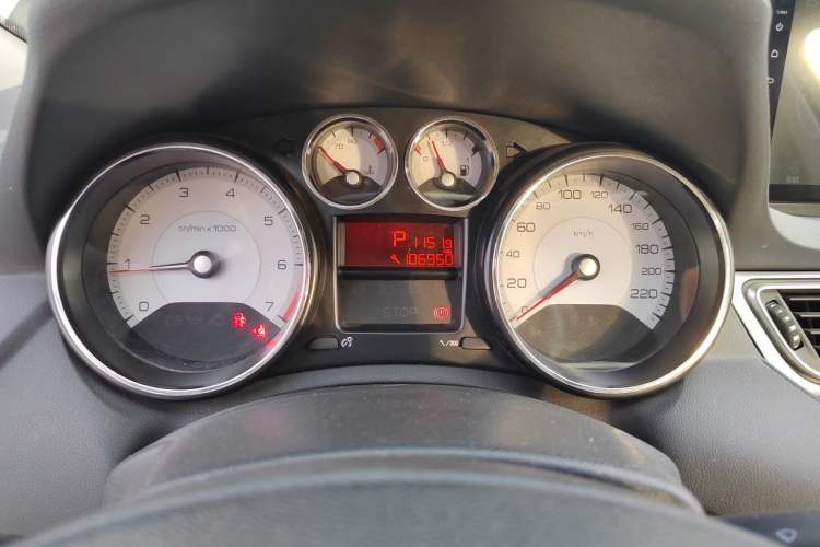 Used Peugeot 308 2012 1.6L Automatic YouShang Model Odometer Close Up