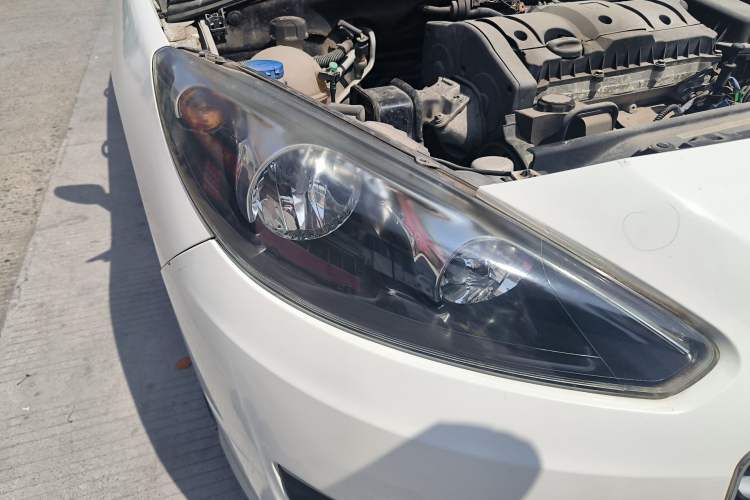 Used Peugeot 308 2012 1.6L Automatic YouShang Model Right Front Headlight