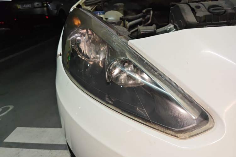 Used Peugeot 308 2012 1.6L Manual Fashion Edition Right Front Headlight