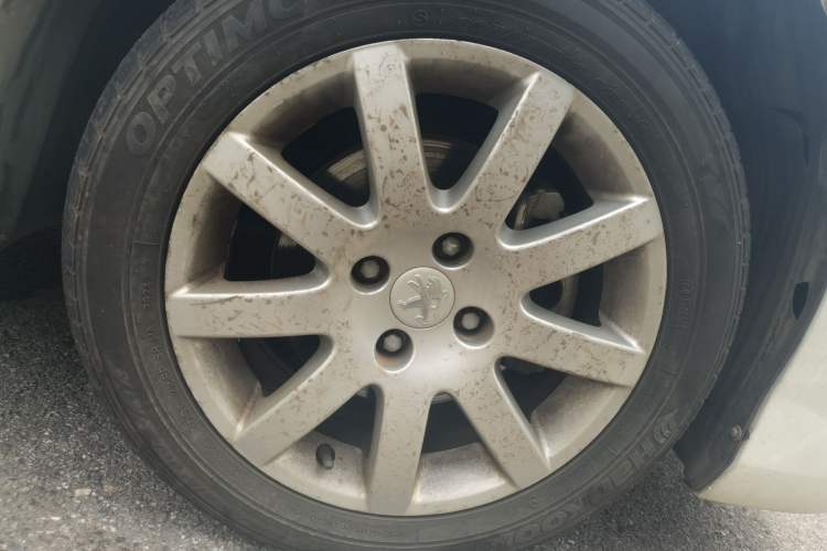 Used Peugeot 308 2012 1.6L Automatic Fashion Edition Right Front Wheel Hub