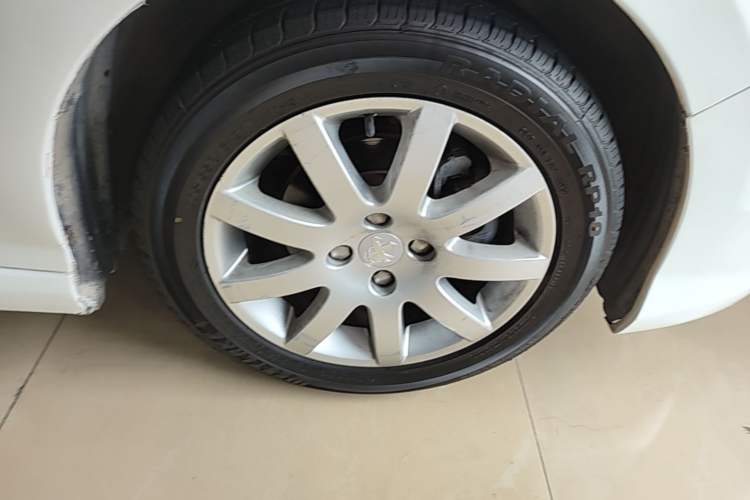 Used Peugeot 308 2012 1.6L Automatic YouShang Model Right Front Wheel Hub