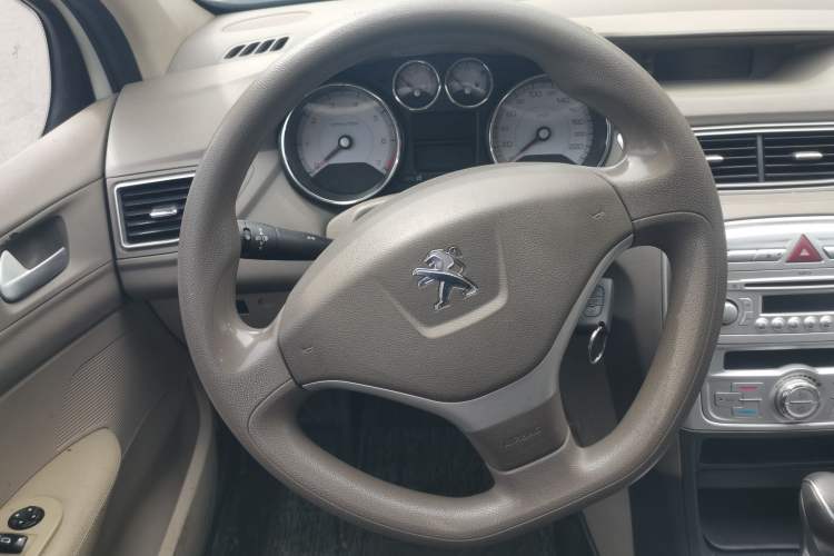 Used Peugeot 308 2012 1.6L Automatic Fashion Edition Steering Wheel