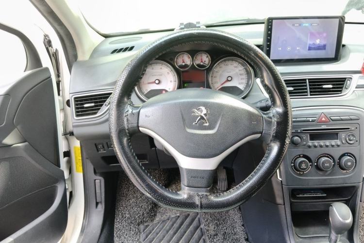 Used Peugeot 308 2012 1.6L Automatic YouShang Model Steering Wheel