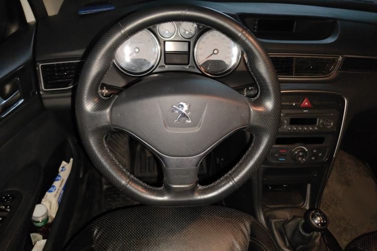 Used Peugeot 308 2012 1.6L Manual Fashion Edition Steering Wheel