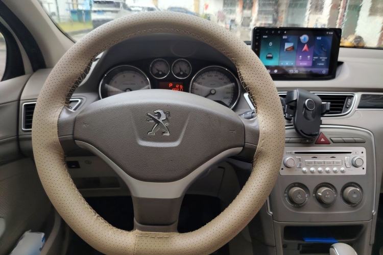 Used Peugeot 308 2012 1.6L Automatic YouShang Model Steering Wheel