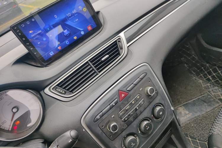Used Peugeot 308 2013 1.6L Manual YouShang Model Audio And AC Panel