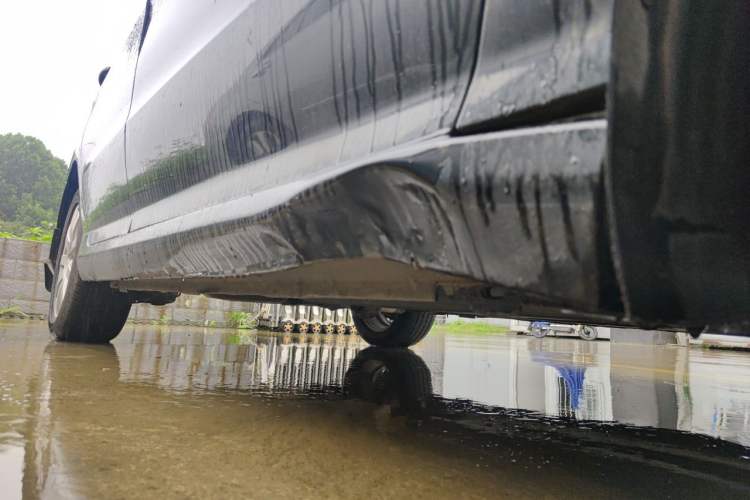 Used Peugeot 308 2013 1.6L Manual YouShang Model Chassis Front Right