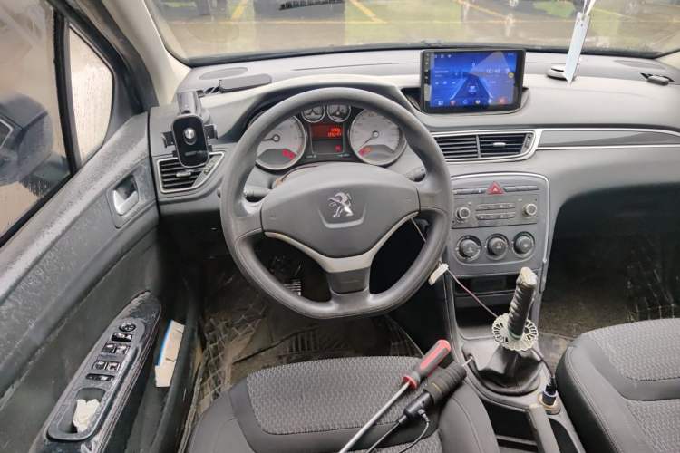 Used Peugeot 308 2013 1.6L Manual YouShang Model Steering Wheel
