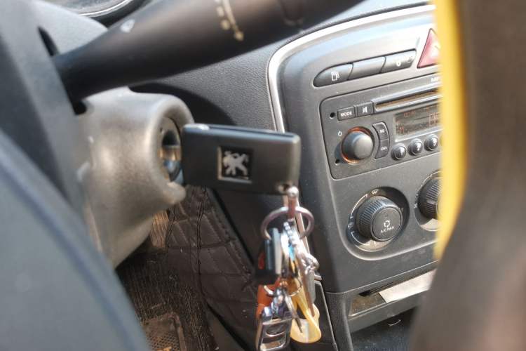 Used Peugeot 308 2013 1.6L Manual YouShang Model Vehicle Key