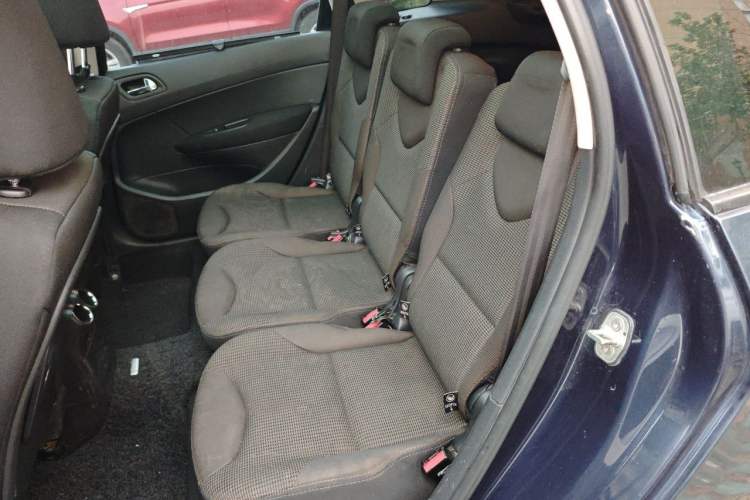 Used Peugeot 308 2013 1.6T SW Fashion Edition Left Rear Seat