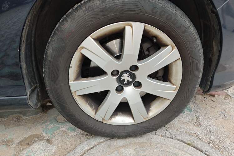 Used Peugeot 308 2013 1.6T SW Fashion Edition Right Front Wheel Hub
