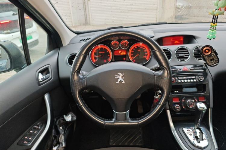 Used Peugeot 308 2013 1.6T SW Fashion Edition Steering Wheel
