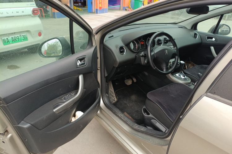 Used Peugeot 308 2013 1.6T SW Fashion Edition Driver Seat