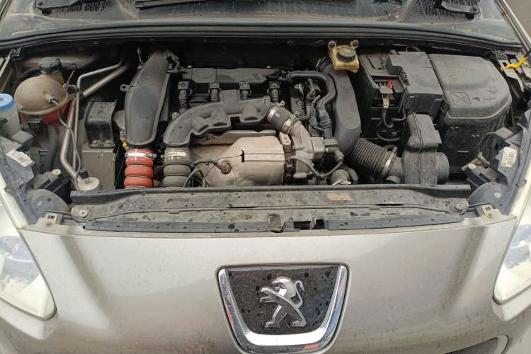Used Peugeot 308 2013 1.6T SW Fashion Edition Engine Bay