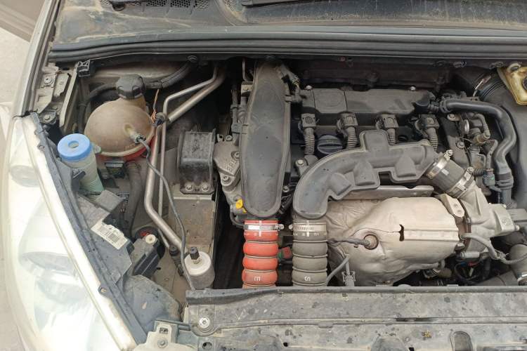 Used Peugeot 308 2013 1.6T SW Fashion Edition Engine Bay Right