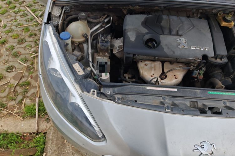 Used Peugeot 308 2013 1.6L Manual YouShang Model Engine Bay Right
