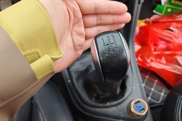 Used Peugeot 308 2013 1.6L Manual YouShang Model Gear Lever