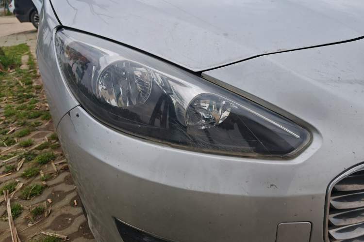 Used Peugeot 308 2013 1.6L Manual YouShang Model Right Front Headlight