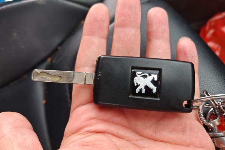 Used Peugeot 308 2013 1.6L Manual YouShang Model Vehicle Key
