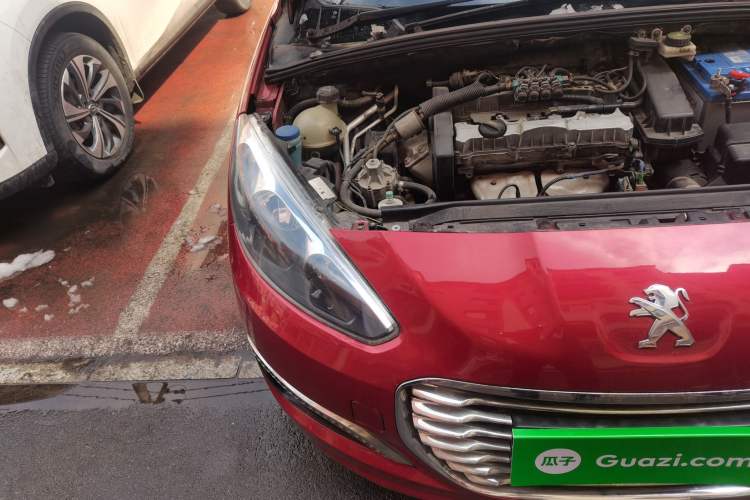 Used Peugeot 308 2013 1.6L Automatic YouShang Model Right Front Headlight