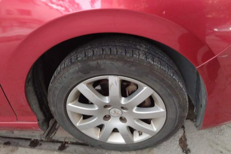 Used Peugeot 308 2013 1.6L Automatic Fashion Model Right Front Wheel Hub