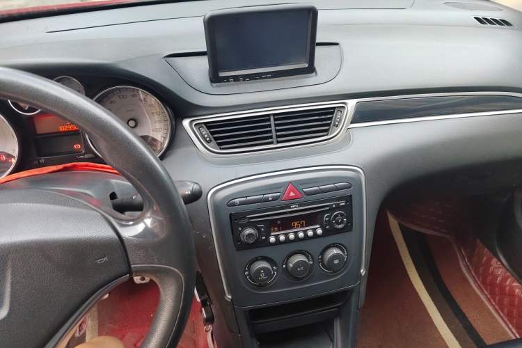 Used Peugeot 308 2013 1.6L Manual YouShang Model Audio And AC Panel