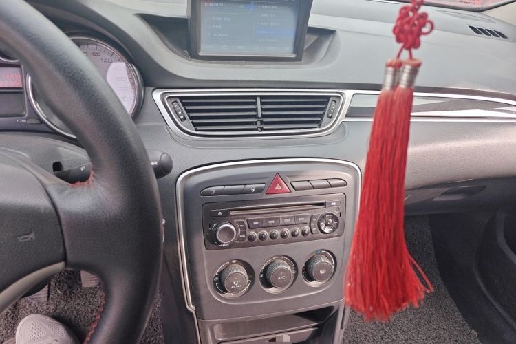 Used Peugeot 308 2013 1.6L Manual YouShang Model Audio And AC Panel