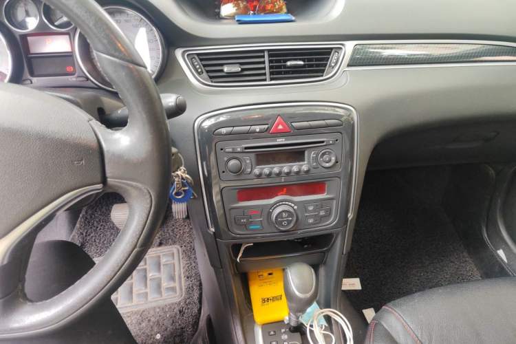 Used Peugeot 308 2013 1.6L Automatic Fashion Model Audio And AC Panel