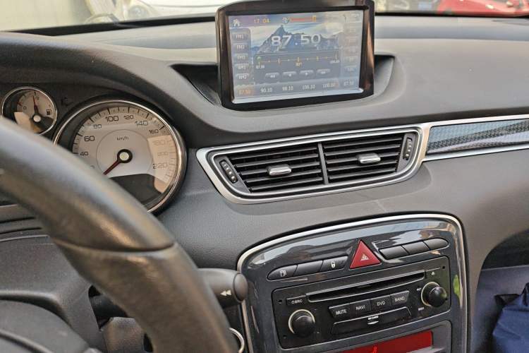 Used Peugeot 308 2013 1.6L Automatic Fashion Model Audio And AC Panel