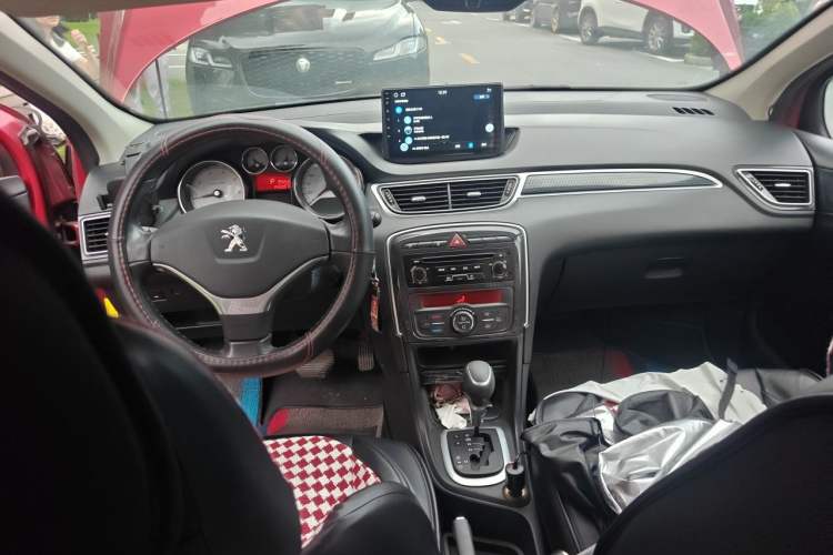 Used Peugeot 308 2013 1.6L Automatic YouShang Model Center Console