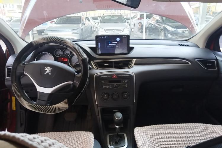 Used Peugeot 308 2013 1.6L Automatic YouShang Model Center Console