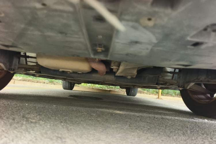 Used Peugeot 308 2013 1.6L Manual YouShang Model Chassis Front