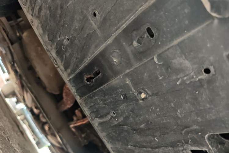 Used Peugeot 308 2013 1.6L Manual YouShang Model Chassis Front